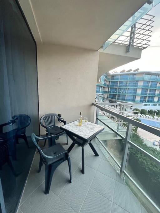 Large Apartment In Sunny Beach Exterior foto
