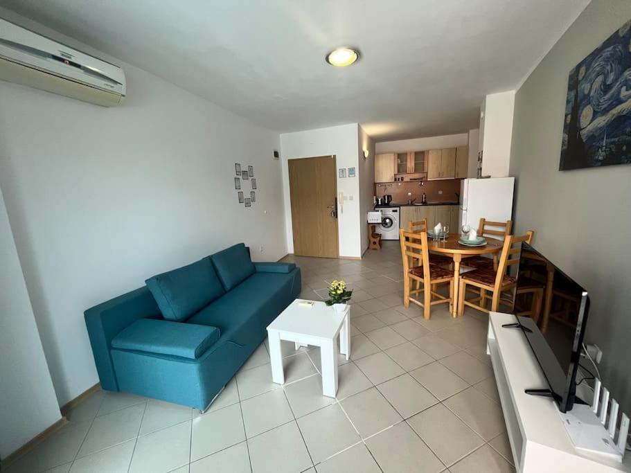 Large Apartment In Sunny Beach Exterior foto